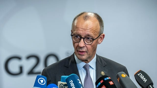 Russia G7 Return: Europe Firmly Rejects Trump’s Readmission Calls