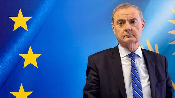 EU Envoy: Russian Economic Collapse Nears 1998 Levels