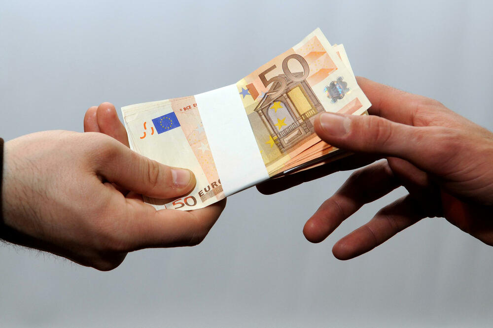Eurozone inflation hits 2.9% as energy costs jump
