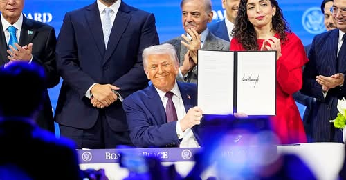 Taikos taryba: D. Trumpas pristatė naują saugumo iniciatyvą