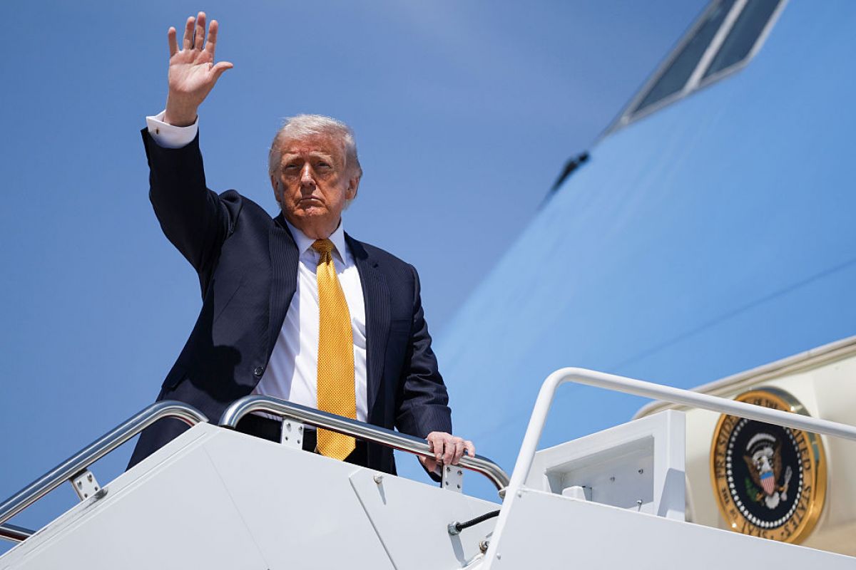 Trumpo vizitas Kinijoje: prasidėjo derybos su Xi Jinpingu
