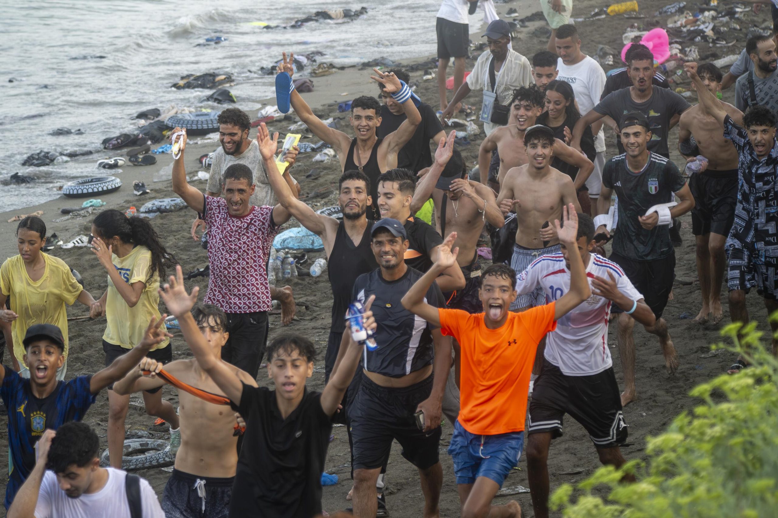 Ispanijos migrantų krizė: Seutą pasiekė tūkstančiai žmonių