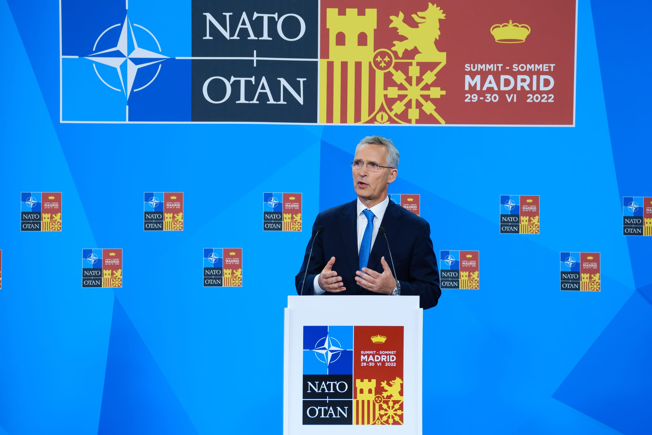 НАТО будет поддерживать Украину так долго, как это потребуется