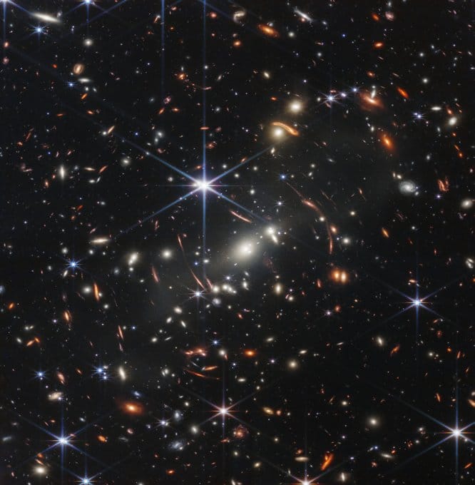 NASA показало кластер галактик SMACS 0723, каким он был 13 млрд лет назад — NewsRoomIn