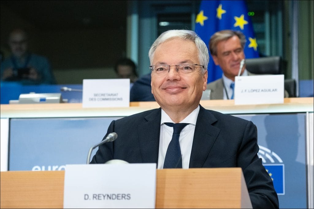 ЕС заморозил активы российских бизнесменов на €13,8 млрд — NewsRoomIn