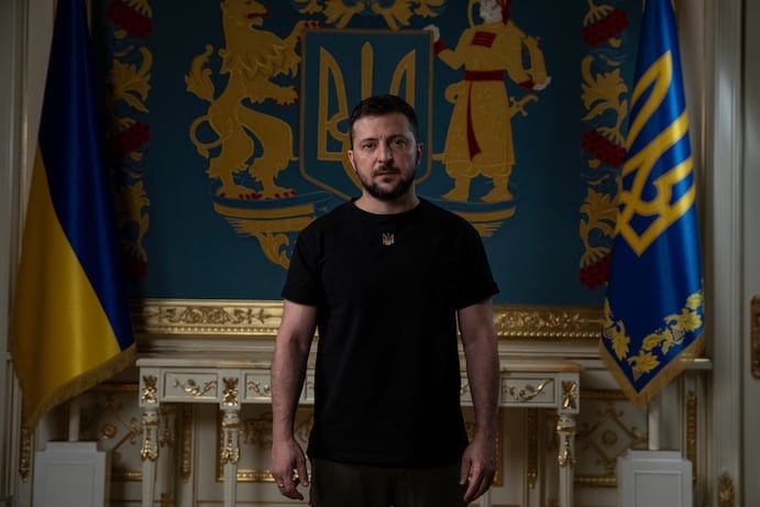 Зеленский призвал страны Запада депортировать всех россиян