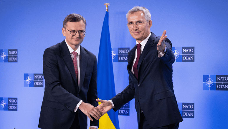 Столтенберг: Украина ближе к НАТО, чем когда-либо прежде — NewsRoomIn
