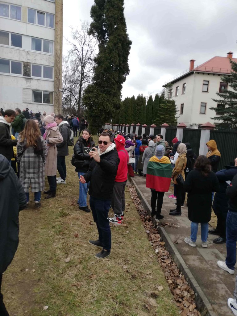 В Вильнюсе прошла акция “Полдень против Путина” (Интервью, фото) — NewsRoomIn