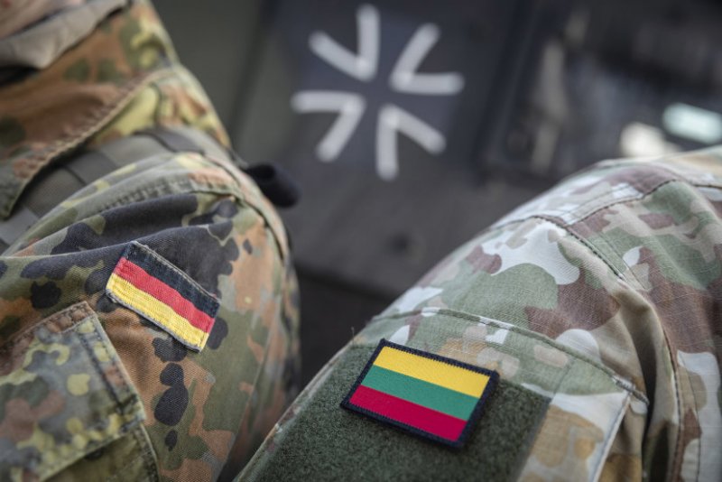 Гигант оборонной промышленной Rheinmetall и Литвы подписали договор о строительстве завода — NewsRoomIn
