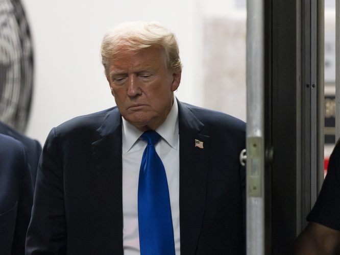 Дональд Трамп виновен — считают присяжные суда. А он уверяет, что США превратились в ад — NewsRoomIn