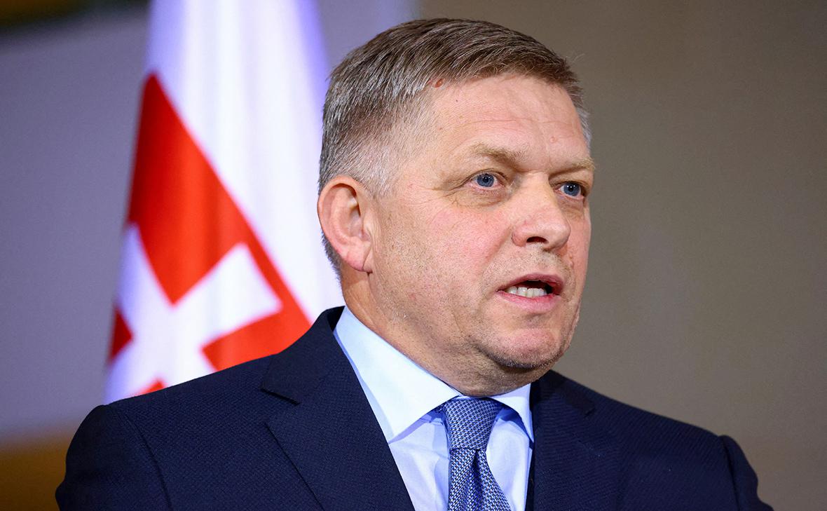 Премьер-министр Словакии Фицо тяжело ранен: на него совершено покушение