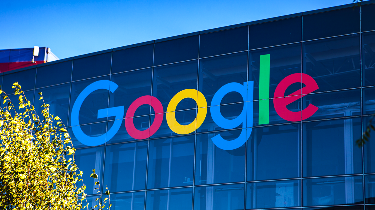 Google хочет продать часть своего рекламного бизнеса