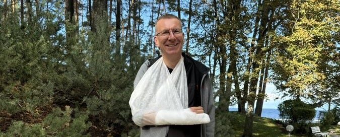 Президент Латвии неудачно завершил велосезон