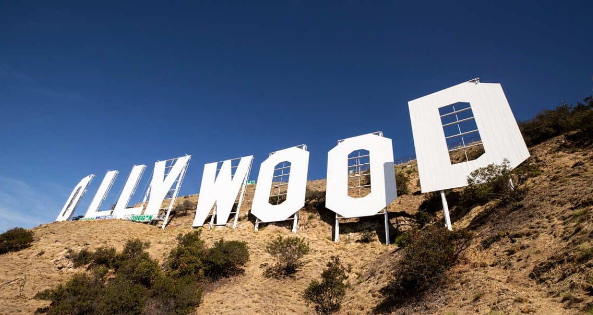 Warner Bros. Discovery выбирает Netflix и отвергает миллиарды Paramount