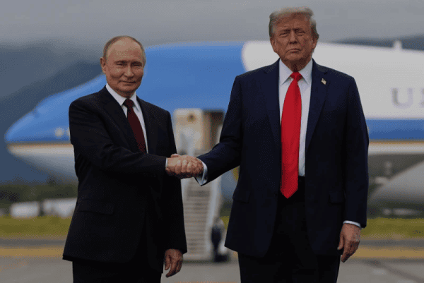 Саммит Трампа и Путина на Аляске
