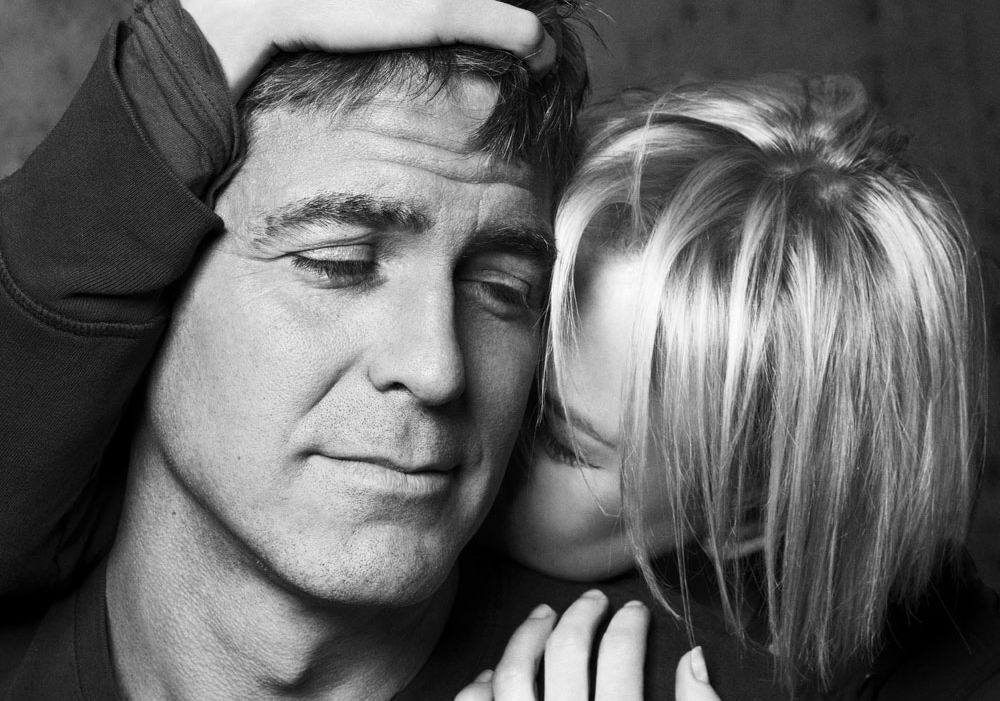 George Clooney and Renée Zellweger filming romantic comedy