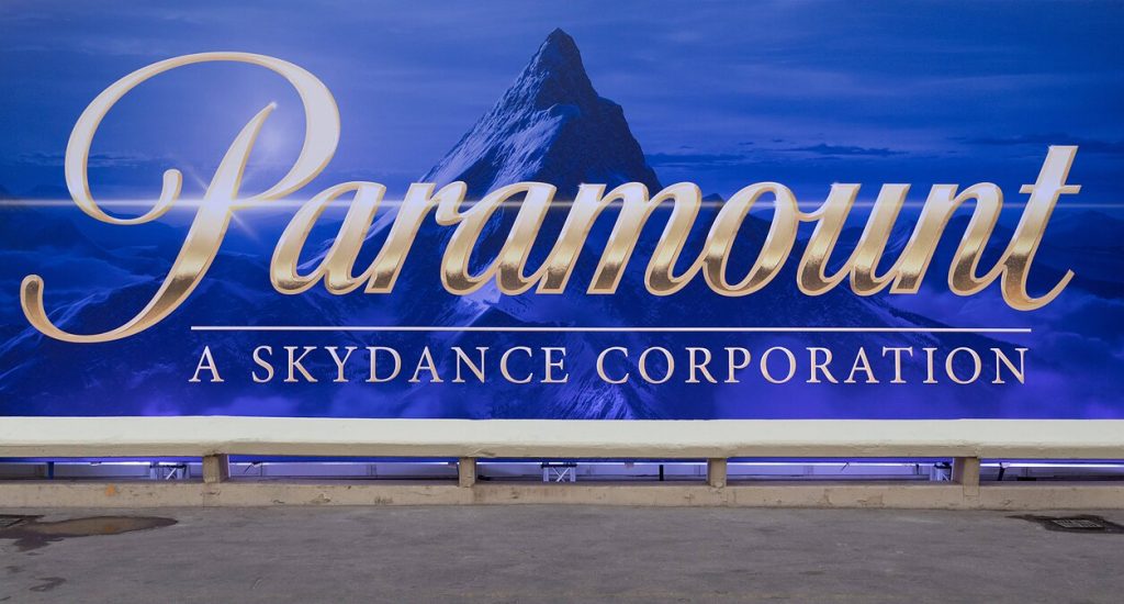 Paramount повышает ставки, чтобы перехватить покупку Warner Bros у Netflix — NewsRoomIn