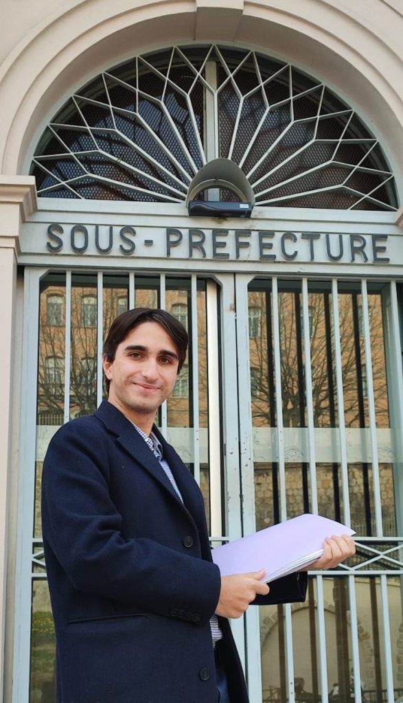 Young politicians winning elections like Ewan Corinaldesi.