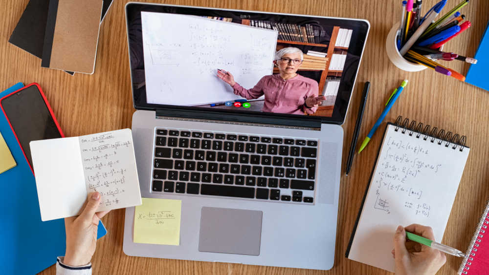 European students using digital education platforms daily